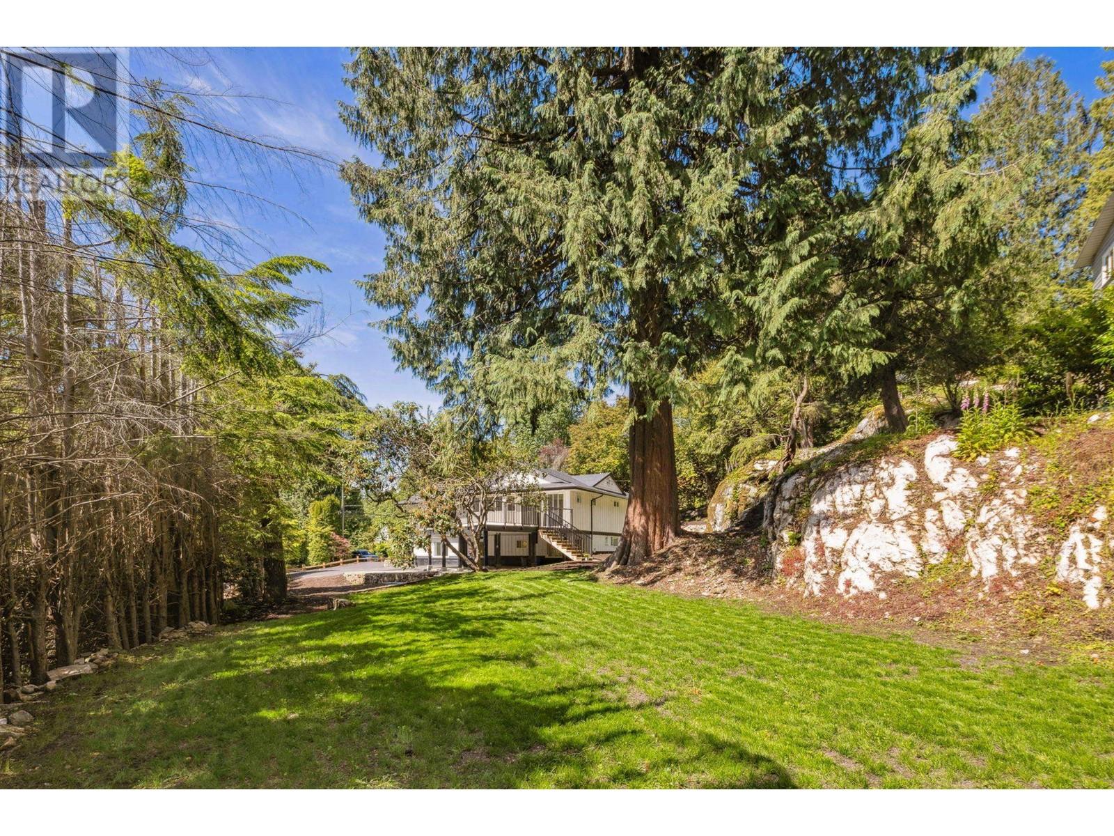 4990 Water Lane, West Vancouver, British Columbia  V7W 1K5 - Photo 30 - R2961648