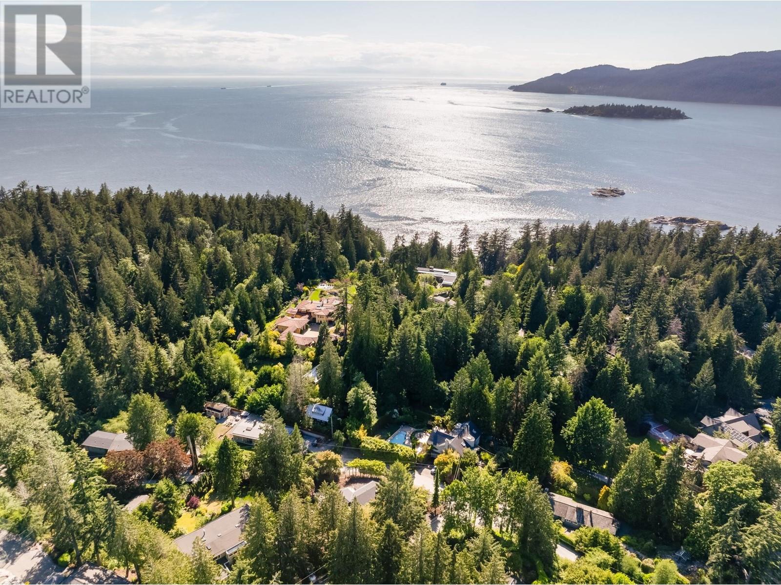 4990 Water Lane, West Vancouver, British Columbia  V7W 1K5 - Photo 33 - R2961648
