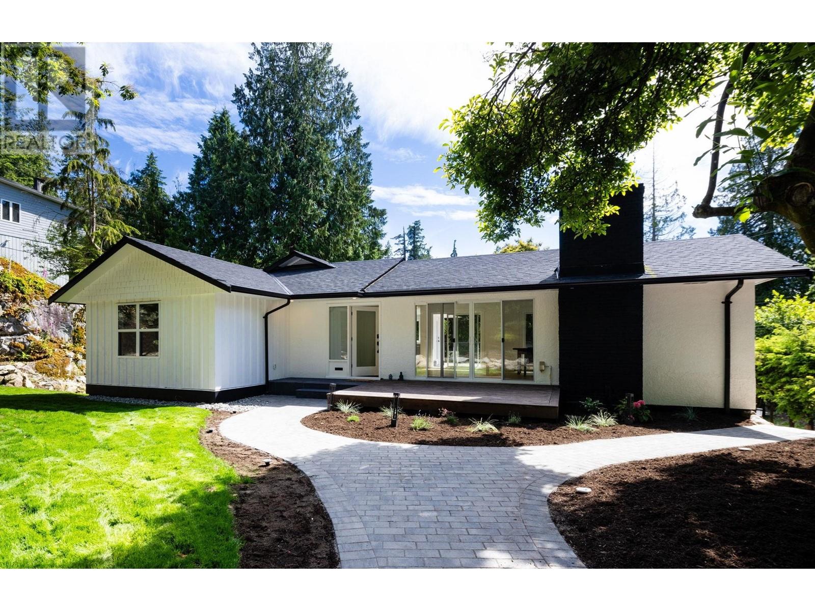 4990 Water Lane, West Vancouver, British Columbia  V7W 1K5 - Photo 34 - R2961648