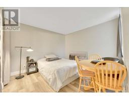 101 2405 KAMLOOPS STREET