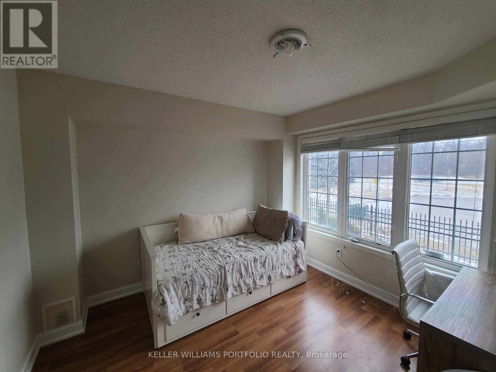 22 - 1790 Finch Avenue, Pickering, Ontario  L1V 0A1 - Photo 11 - E11946367