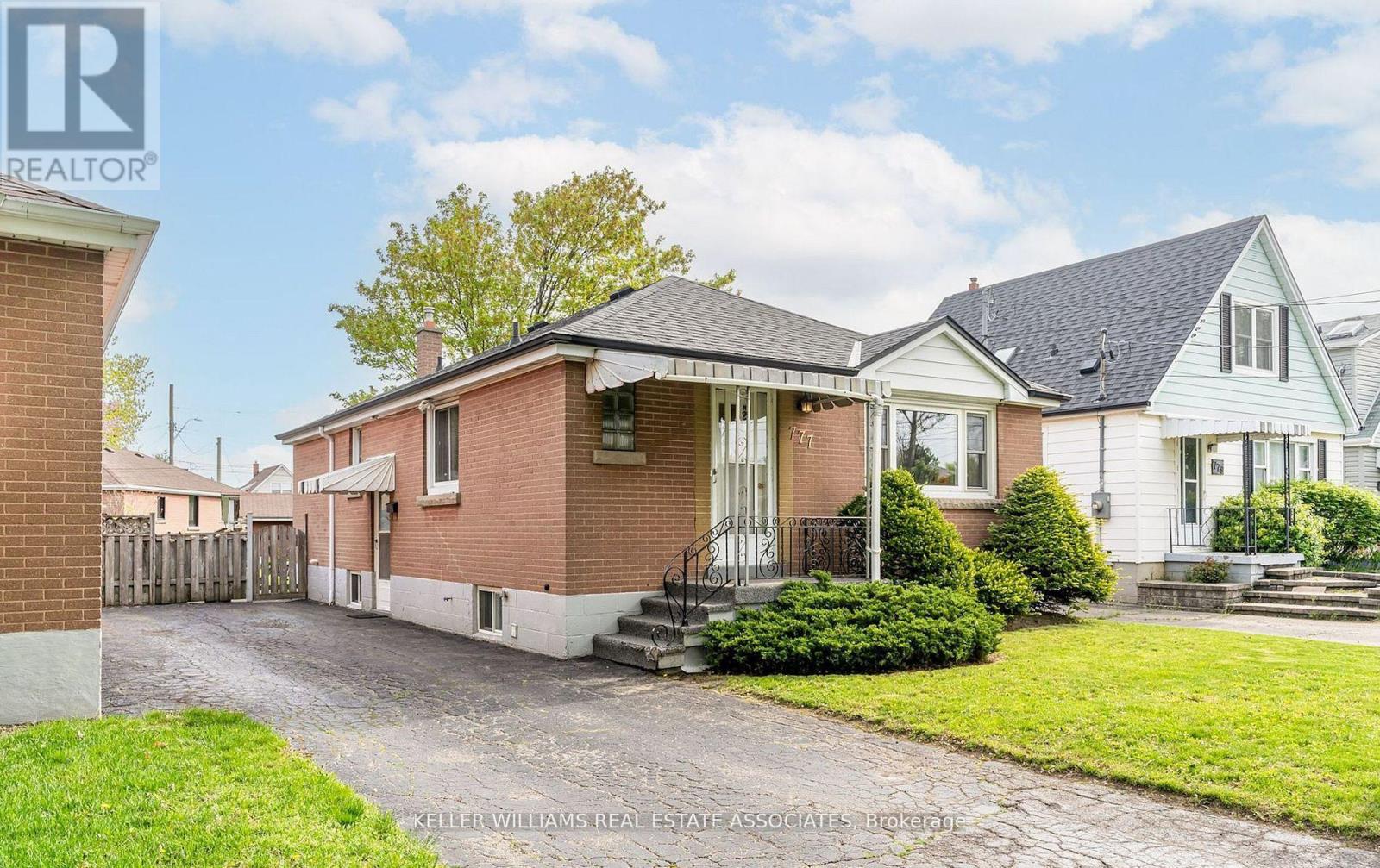 Upper - 777 Brucedale Avenue E, Hamilton, Ontario  L8V 1S1 - Photo 1 - X11946382