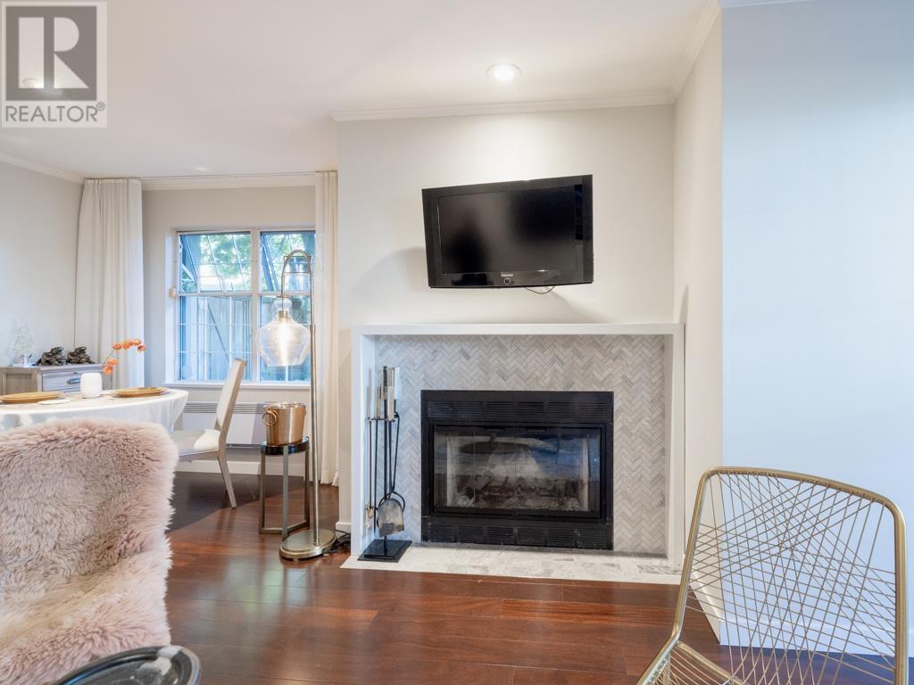 Listing Picture 6 of 33 : 104 925 W 15TH AVENUE, Vancouver / 溫哥華 - 魯藝地產 Yvonne Lu Group - MLS Medallion Club Member