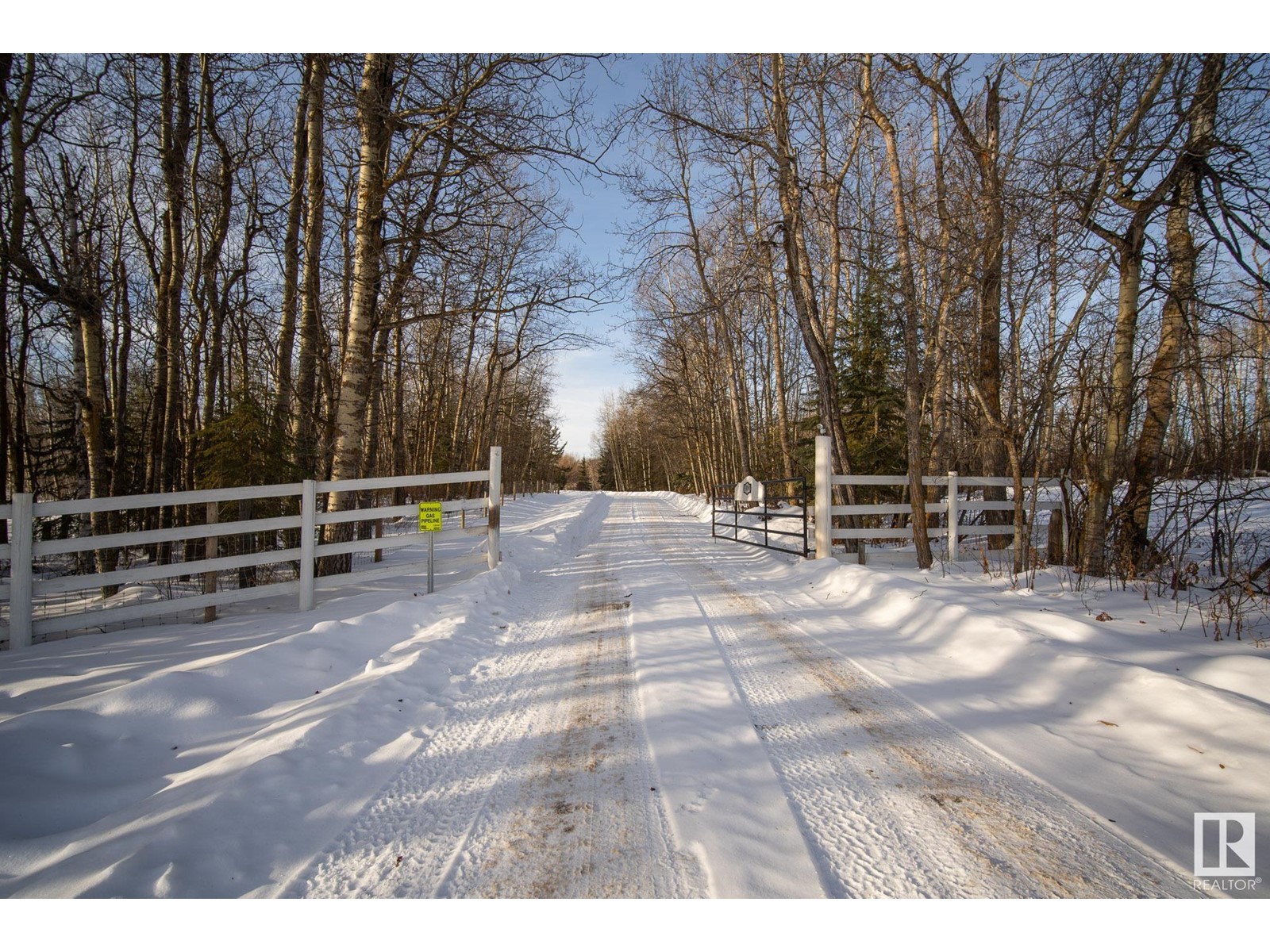 53080 Rge Road 210, Rural Strathcona County, Alberta  T8G 2E4 - Photo 1 - E4419546