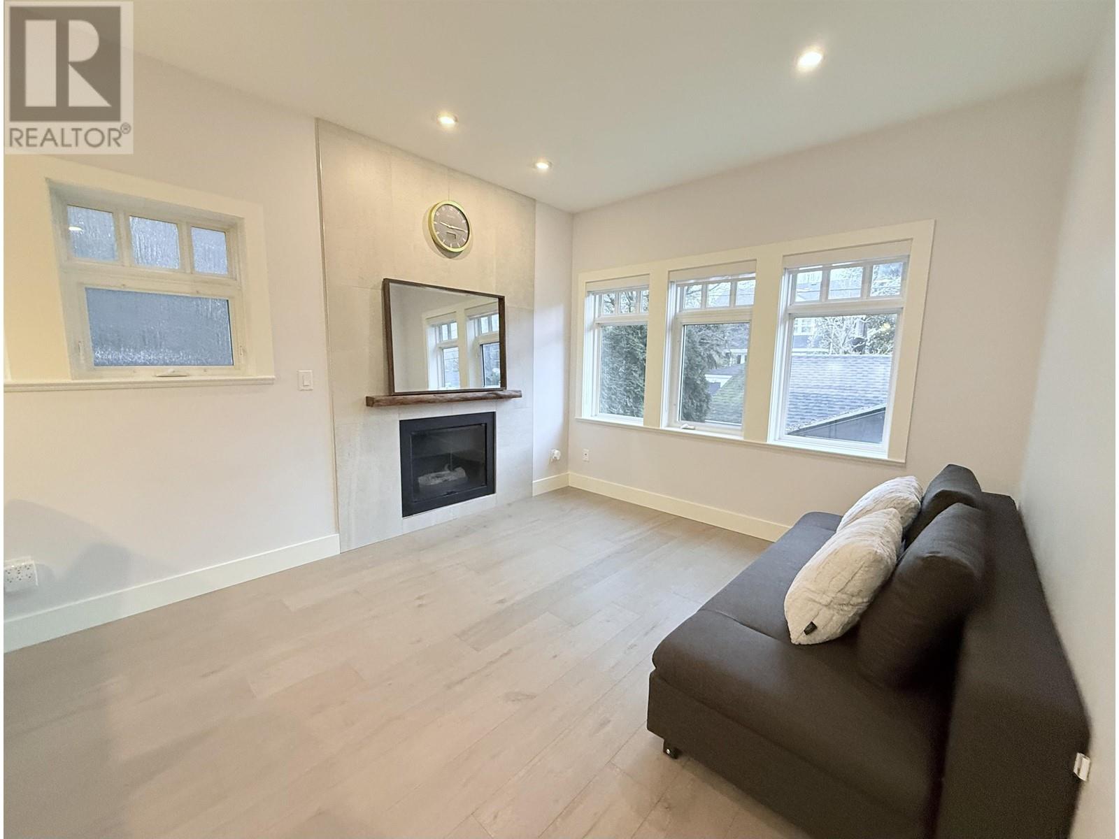 3083 Burrard Street, Vancouver, British Columbia  V6J 4T8 - Photo 2 - R2960300