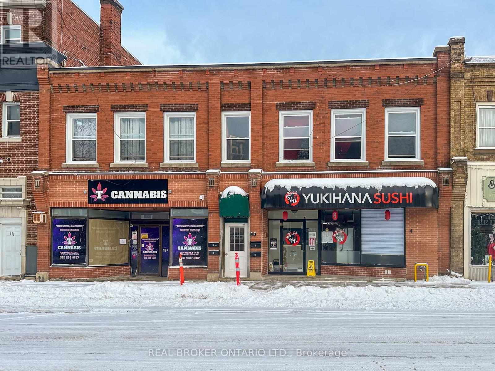 4-6 RUSSELL STREET E, Smiths Falls, Ontario