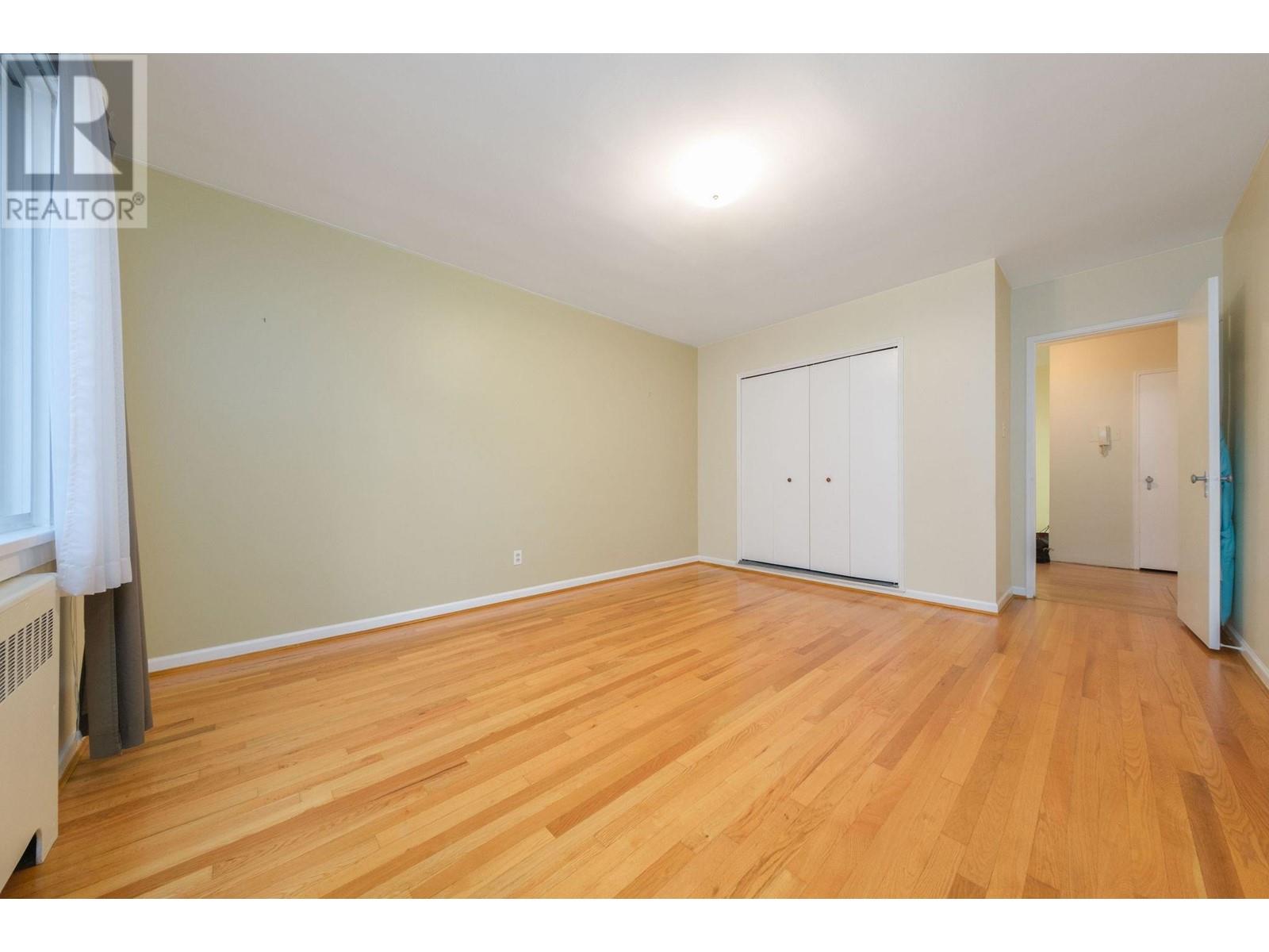 Listing Picture 10 of 19 : 203 1878 ROBSON STREET, Vancouver / 溫哥華 - 魯藝地產 Yvonne Lu Group - MLS Medallion Club Member