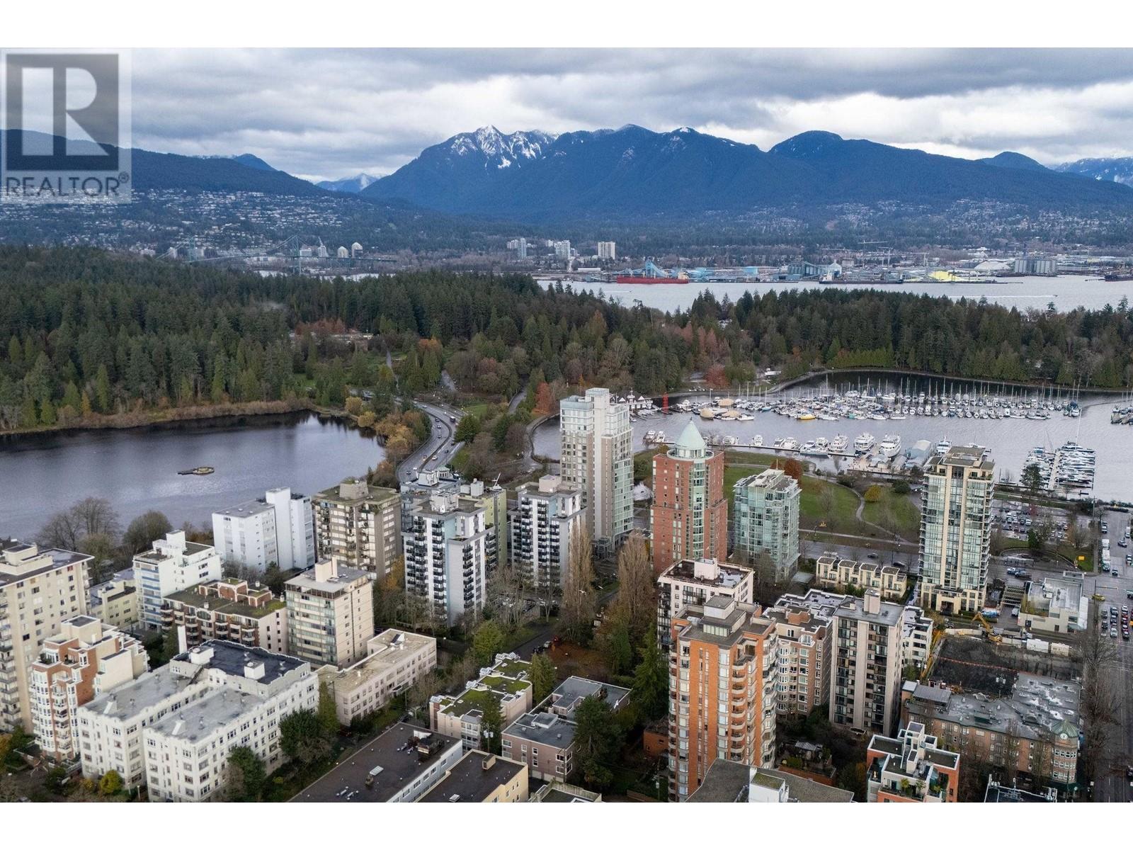 Listing Picture 14 of 19 : 203 1878 ROBSON STREET, Vancouver / 溫哥華 - 魯藝地產 Yvonne Lu Group - MLS Medallion Club Member