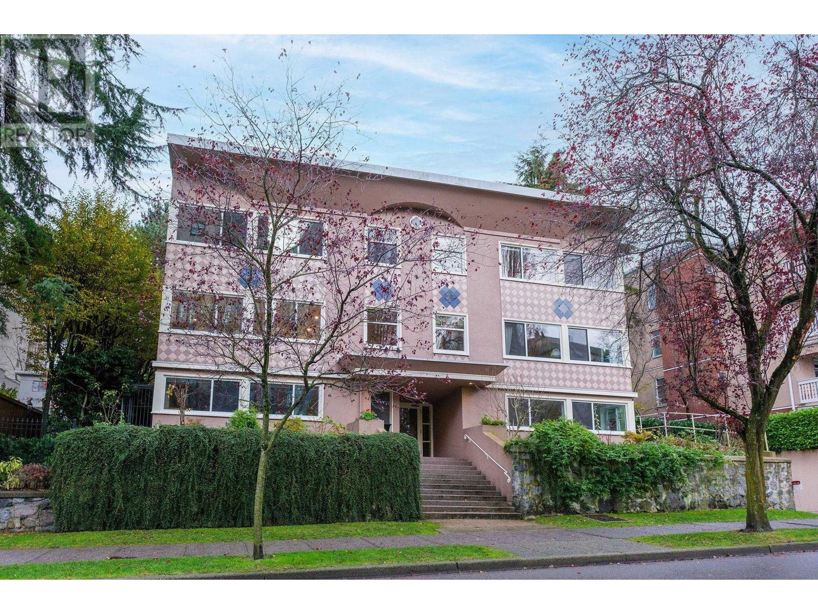 Listing Picture 19 of 19 : 203 1878 ROBSON STREET, Vancouver / 溫哥華 - 魯藝地產 Yvonne Lu Group - MLS Medallion Club Member