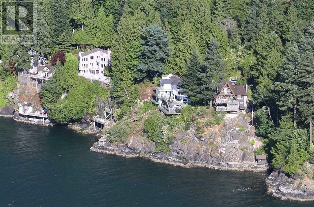 8255 Pasco Road, West Vancouver, British Columbia  V7W 2T5 - Photo 10 - R2961720