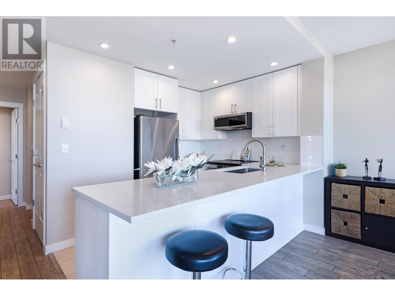 Listing Picture 5 of 26 : 1601 2688 WEST MALL DRIVE, Vancouver / 溫哥華 - 魯藝地產 Yvonne Lu Group - MLS Medallion Club Member