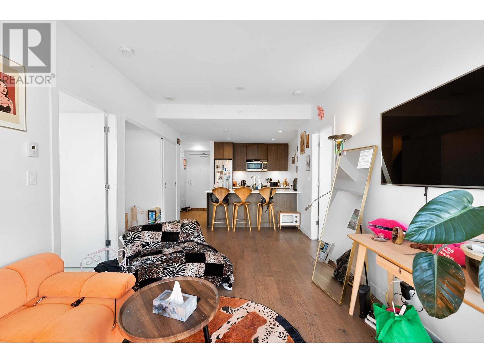 Listing Picture 8 of 30 : 1503 9060 UNIVERSITY CRESCENT, Burnaby / 本拿比 - 魯藝地產 Yvonne Lu Group - MLS Medallion Club Member