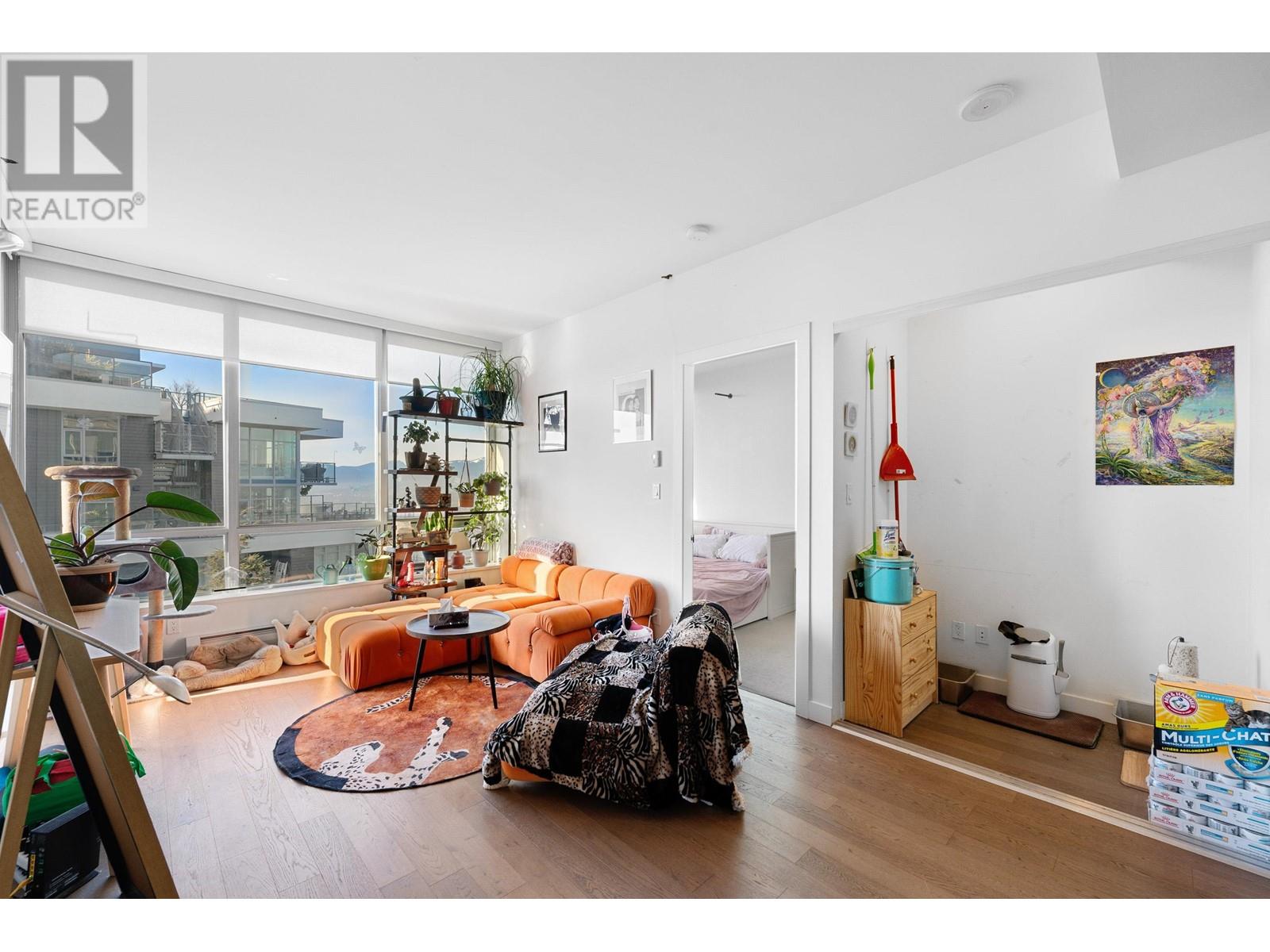 Listing Picture 12 of 30 : 1503 9060 UNIVERSITY CRESCENT, Burnaby / 本拿比 - 魯藝地產 Yvonne Lu Group - MLS Medallion Club Member