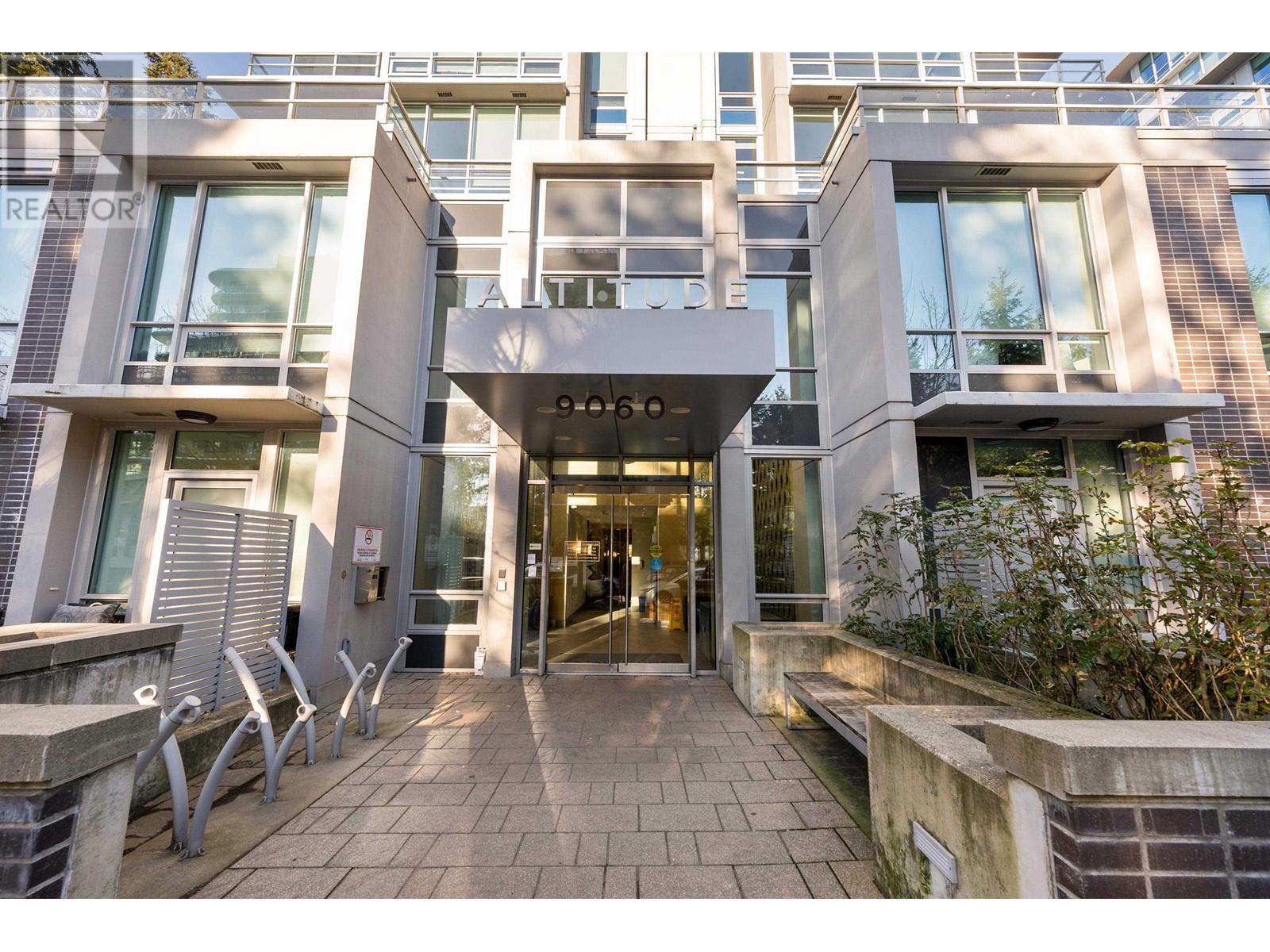 Listing Picture 25 of 30 : 1503 9060 UNIVERSITY CRESCENT, Burnaby / 本拿比 - 魯藝地產 Yvonne Lu Group - MLS Medallion Club Member