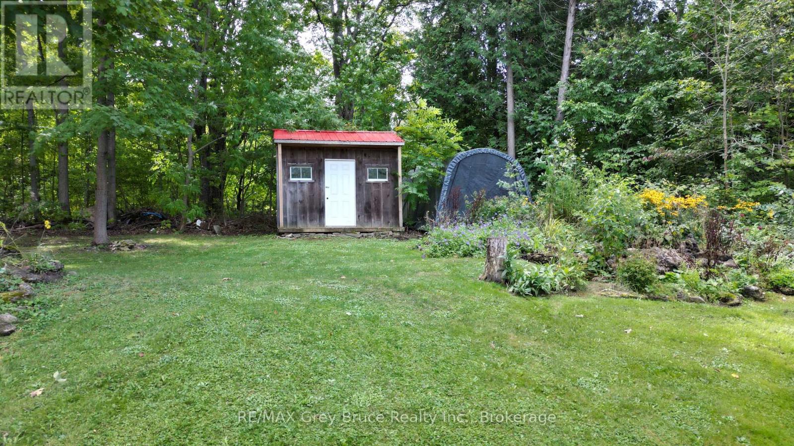 549 Stokes Bay Road, Northern Bruce Peninsula, Ontario  N0H 1W0 - Photo 22 - X11946494