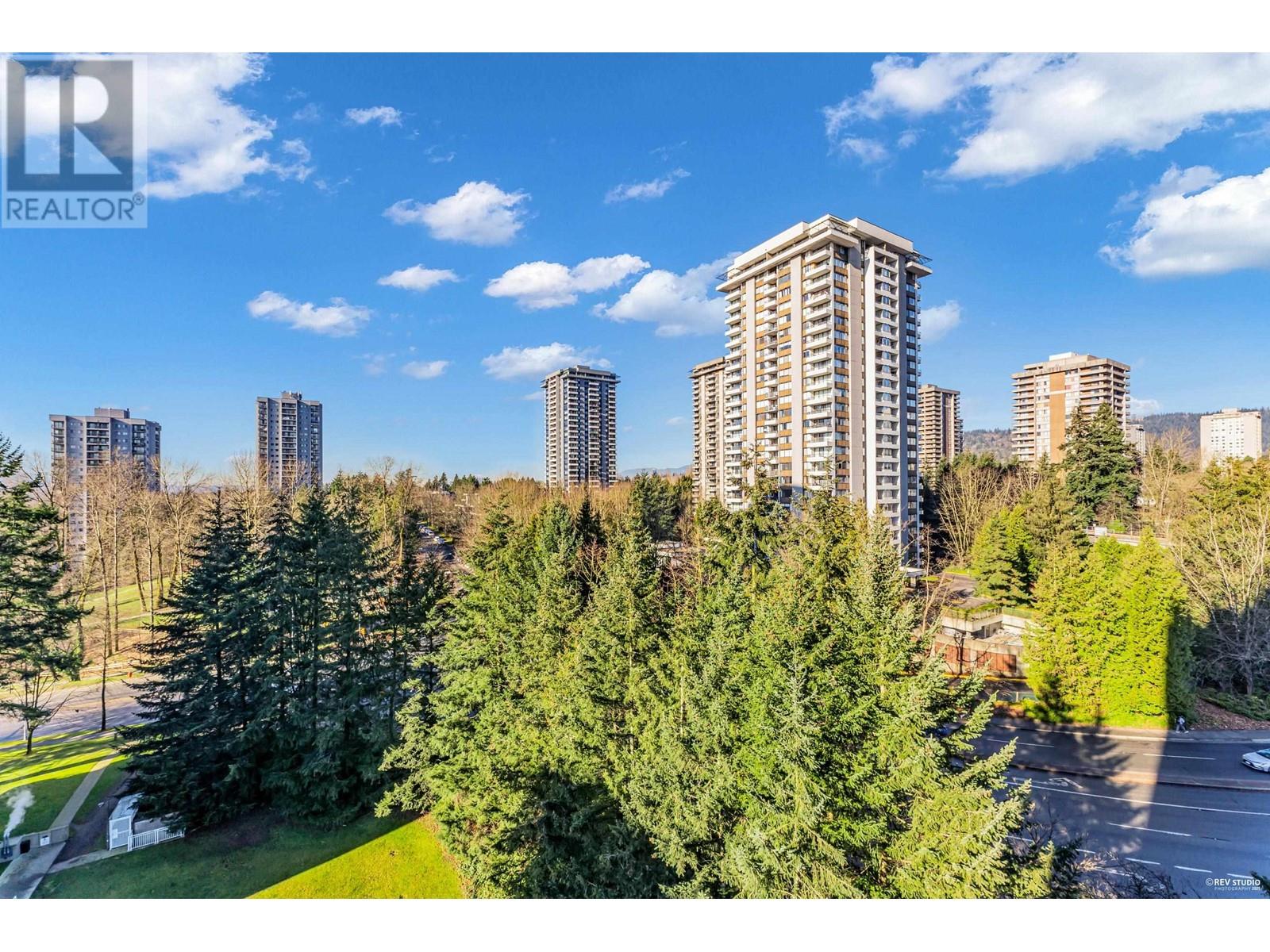 Listing Picture 5 of 33 : 1103 9633 MANCHESTER DRIVE, Burnaby / 本拿比 - 魯藝地產 Yvonne Lu Group - MLS Medallion Club Member