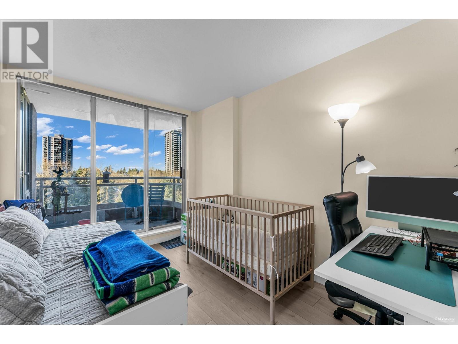 Listing Picture 7 of 33 : 1103 9633 MANCHESTER DRIVE, Burnaby / 本拿比 - 魯藝地產 Yvonne Lu Group - MLS Medallion Club Member