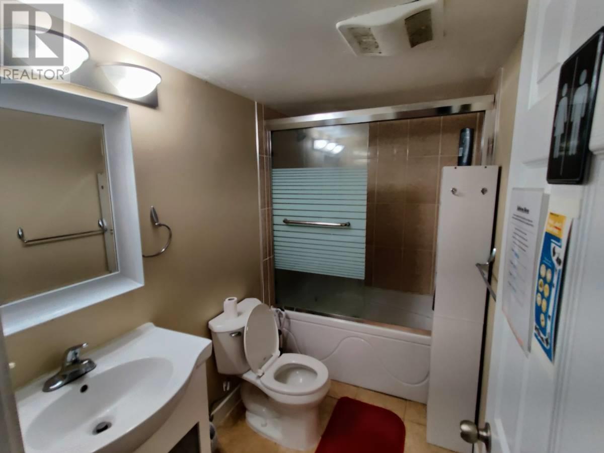 Listing Picture 6 of 6 : 1079 W 46TH AVENUE, Vancouver / 溫哥華 - 魯藝地產 Yvonne Lu Group - MLS Medallion Club Member