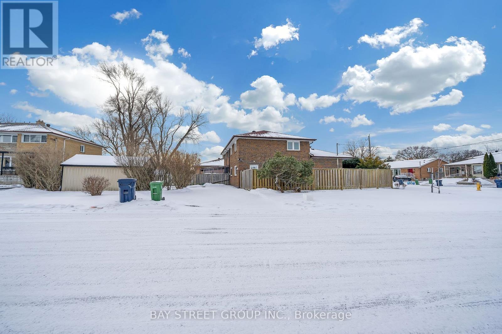 111 Fortrose Crescent, Toronto, Ontario  M3A 2H2 - Photo 5 - C11946543