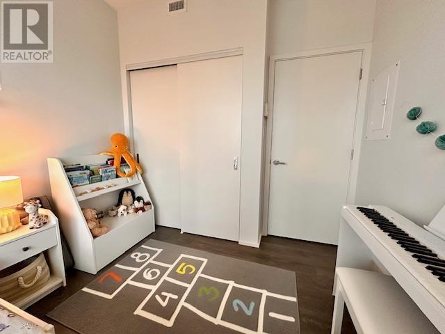 Listing Picture 14 of 26 : 4312 1955 ALPHA WAY, Burnaby / 本拿比 - 魯藝地產 Yvonne Lu Group - MLS Medallion Club Member