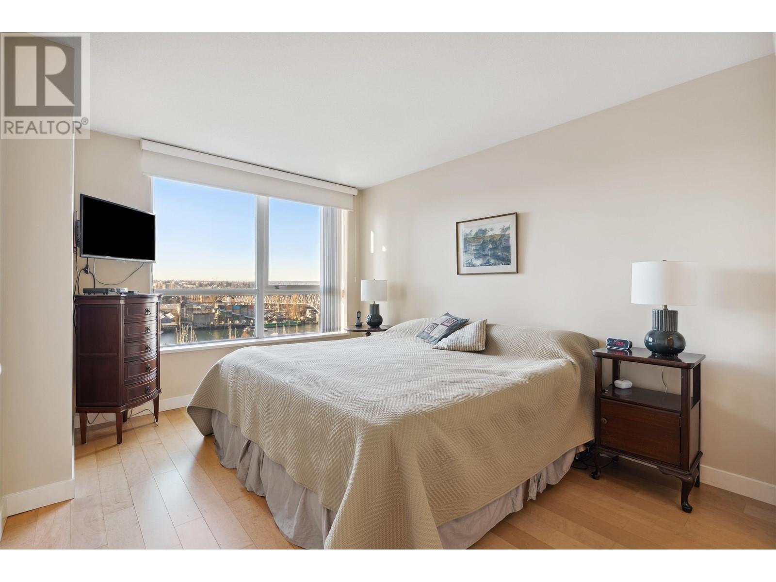 Listing Picture 10 of 26 : 1502 1438 RICHARDS STREET, Vancouver / 溫哥華 - 魯藝地產 Yvonne Lu Group - MLS Medallion Club Member