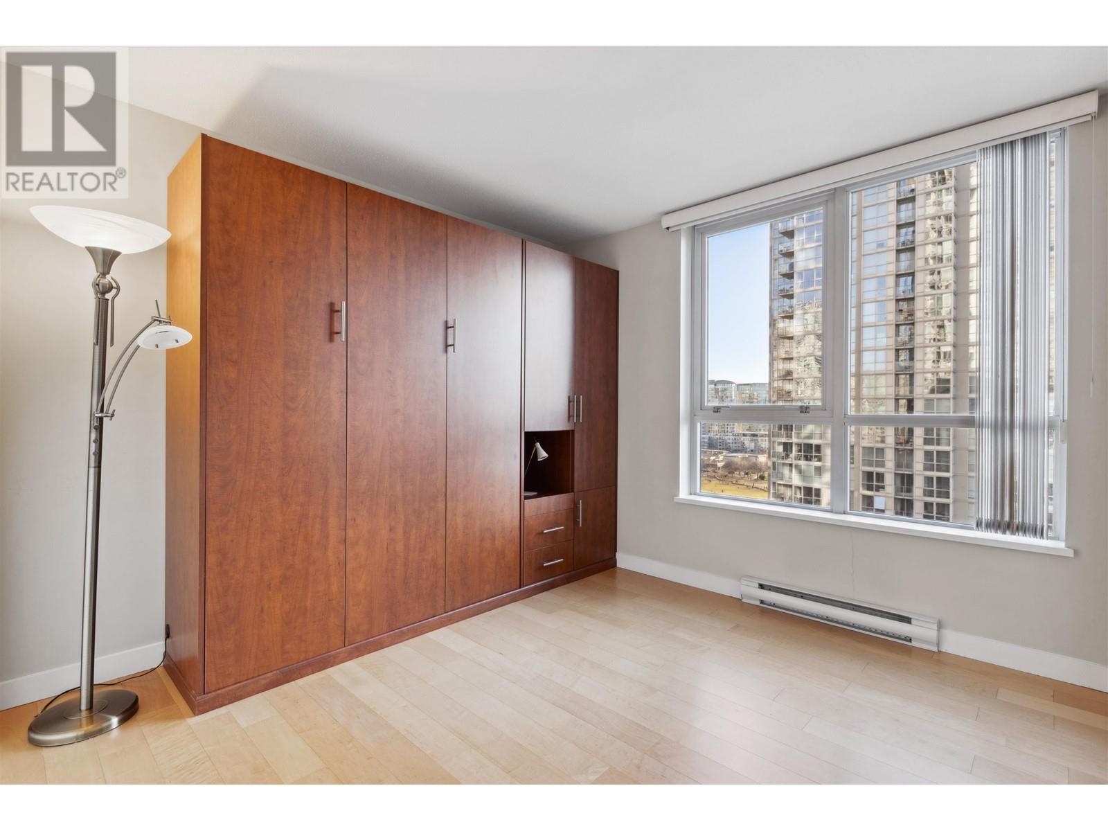 Listing Picture 13 of 26 : 1502 1438 RICHARDS STREET, Vancouver / 溫哥華 - 魯藝地產 Yvonne Lu Group - MLS Medallion Club Member