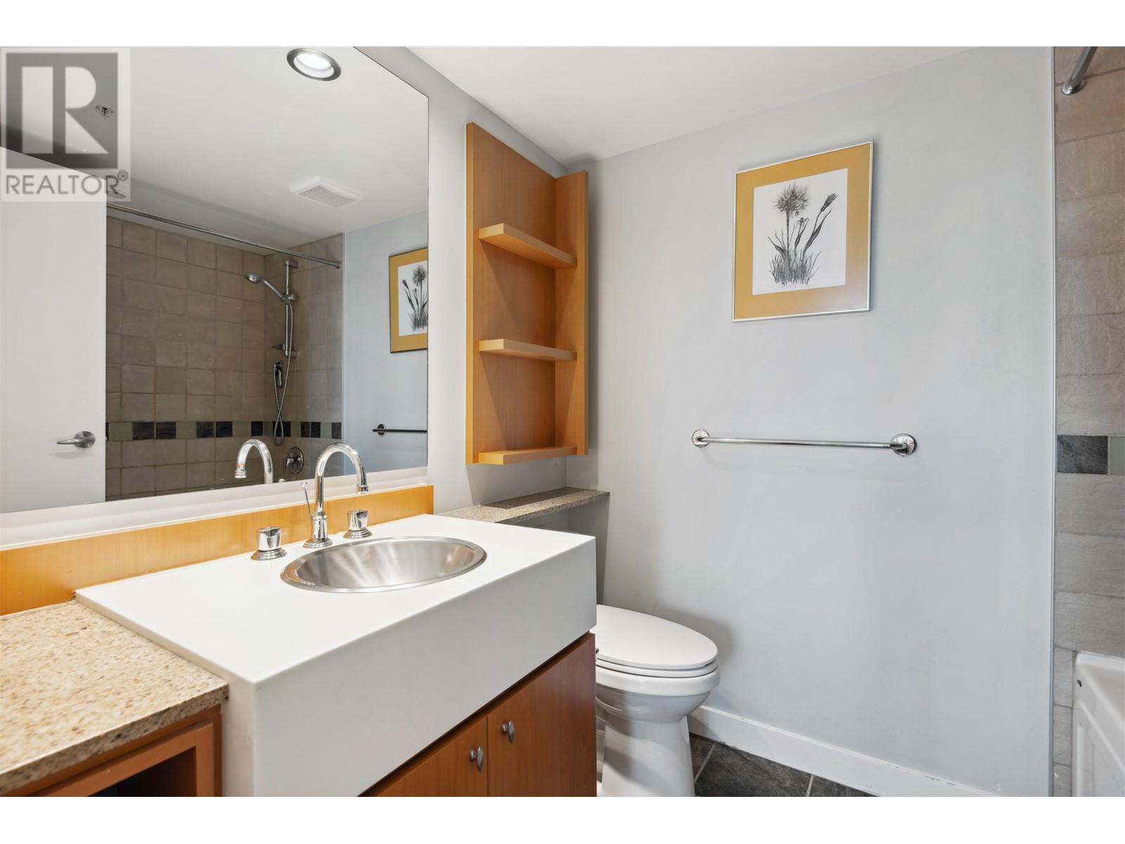 Listing Picture 12 of 26 : 1502 1438 RICHARDS STREET, Vancouver / 溫哥華 - 魯藝地產 Yvonne Lu Group - MLS Medallion Club Member