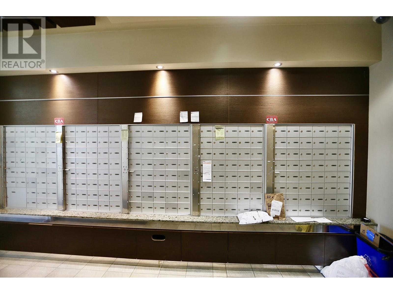 Listing Picture 19 of 28 : 2008 4888 BRENTWOOD DRIVE, Burnaby / 本拿比 - 魯藝地產 Yvonne Lu Group - MLS Medallion Club Member