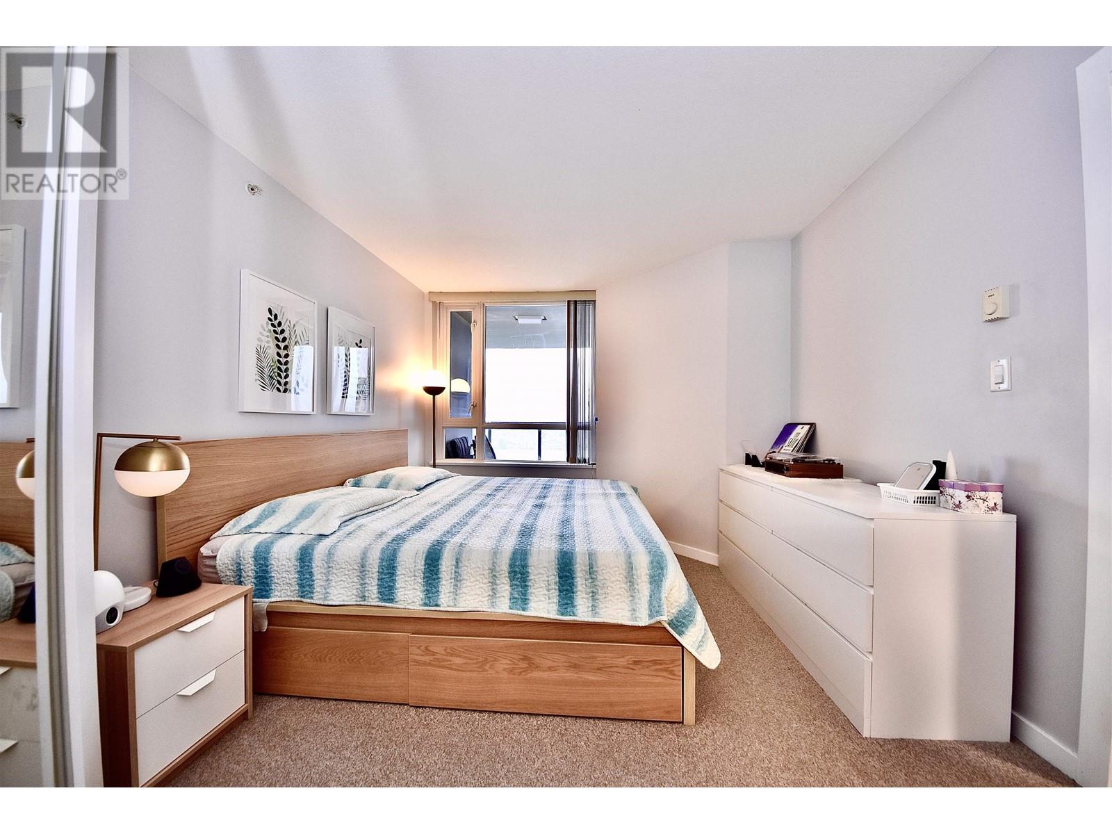 Listing Picture 14 of 28 : 2008 4888 BRENTWOOD DRIVE, Burnaby / 本拿比 - 魯藝地產 Yvonne Lu Group - MLS Medallion Club Member