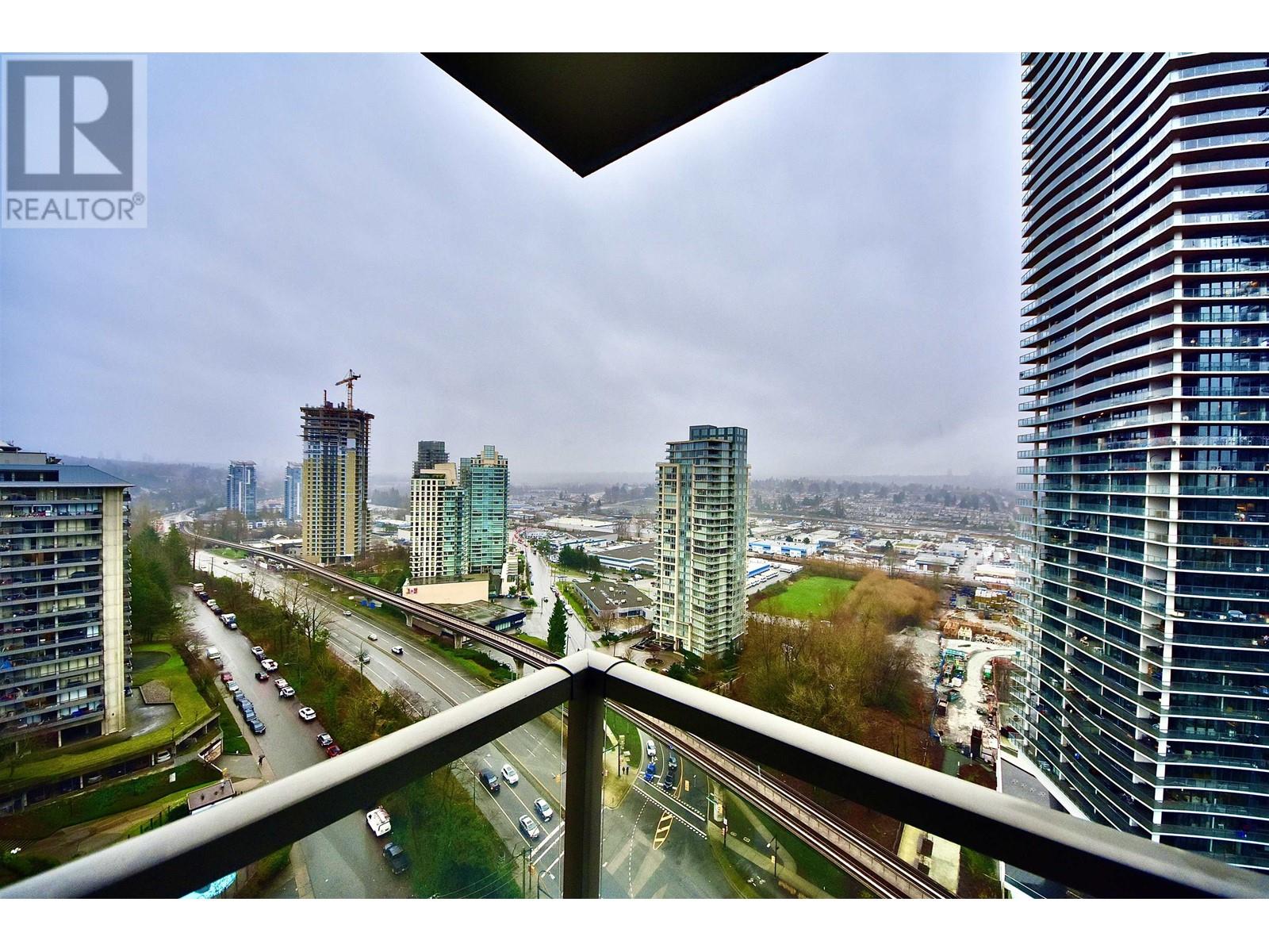 Listing Picture 20 of 28 : 2008 4888 BRENTWOOD DRIVE, Burnaby / 本拿比 - 魯藝地產 Yvonne Lu Group - MLS Medallion Club Member