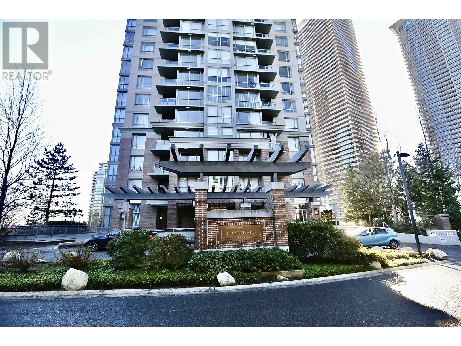 Listing Picture 24 of 28 : 2008 4888 BRENTWOOD DRIVE, Burnaby / 本拿比 - 魯藝地產 Yvonne Lu Group - MLS Medallion Club Member