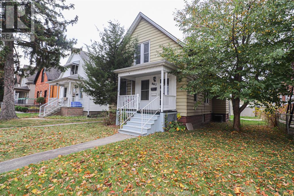 Property at 867 LANGLOIS image 2
