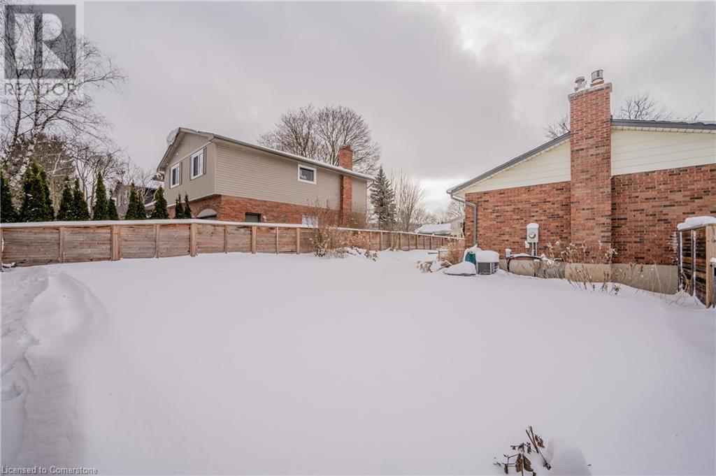 45 Ridgeview Crescent, Waterloo, Ontario  N2L 2R1 - Photo 41 - 40693648