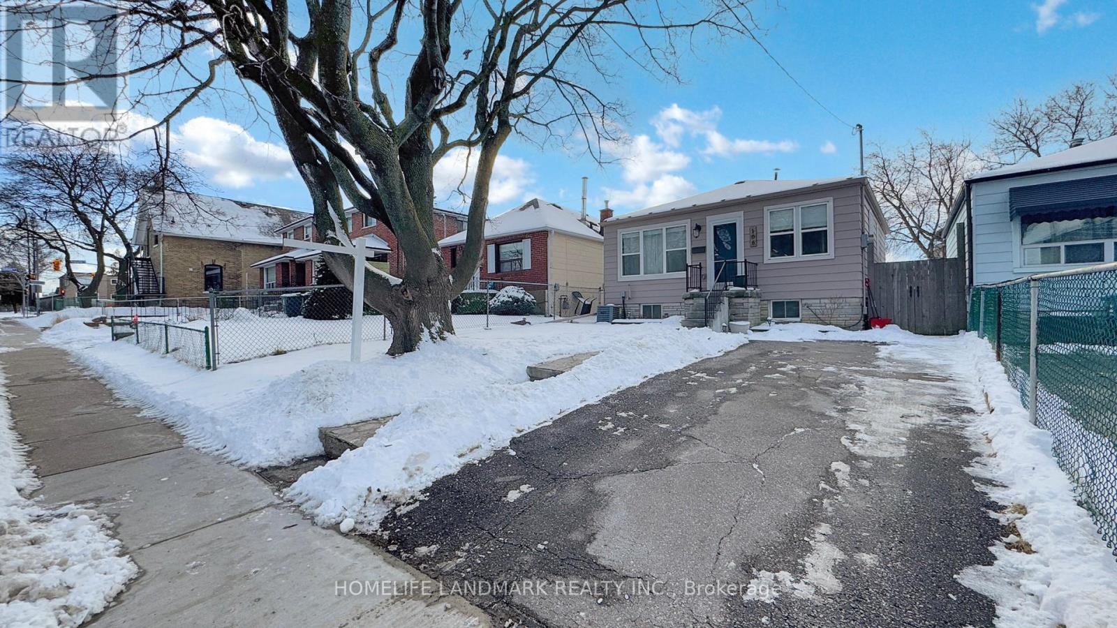 106 Magnolia Avenue, Toronto, Ontario  M1K 3K6 - Photo 2 - E11946610