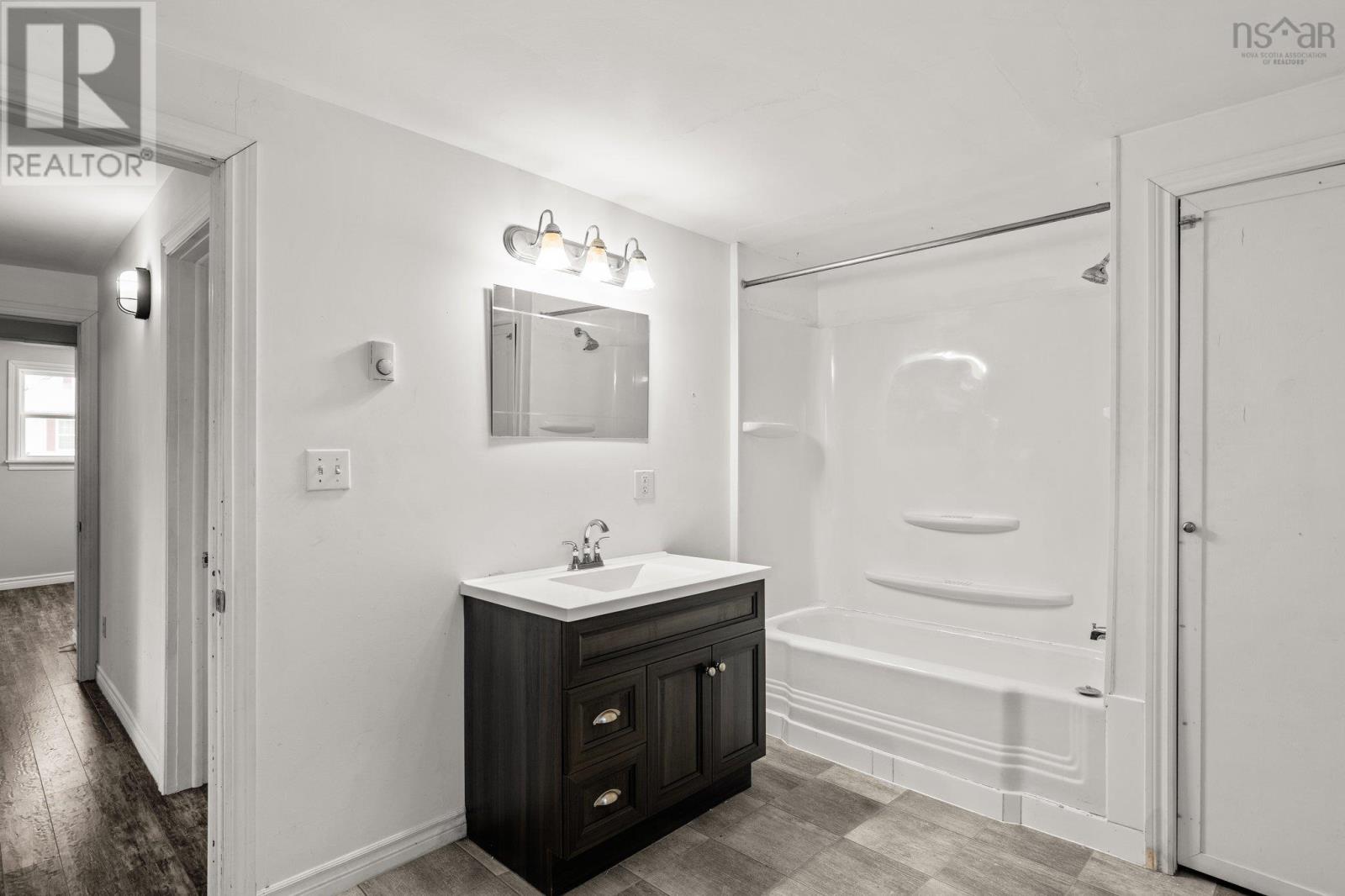 32 School Street, Hantsport, Nova Scotia  B0P 1P0 - Photo 13 - 202501905