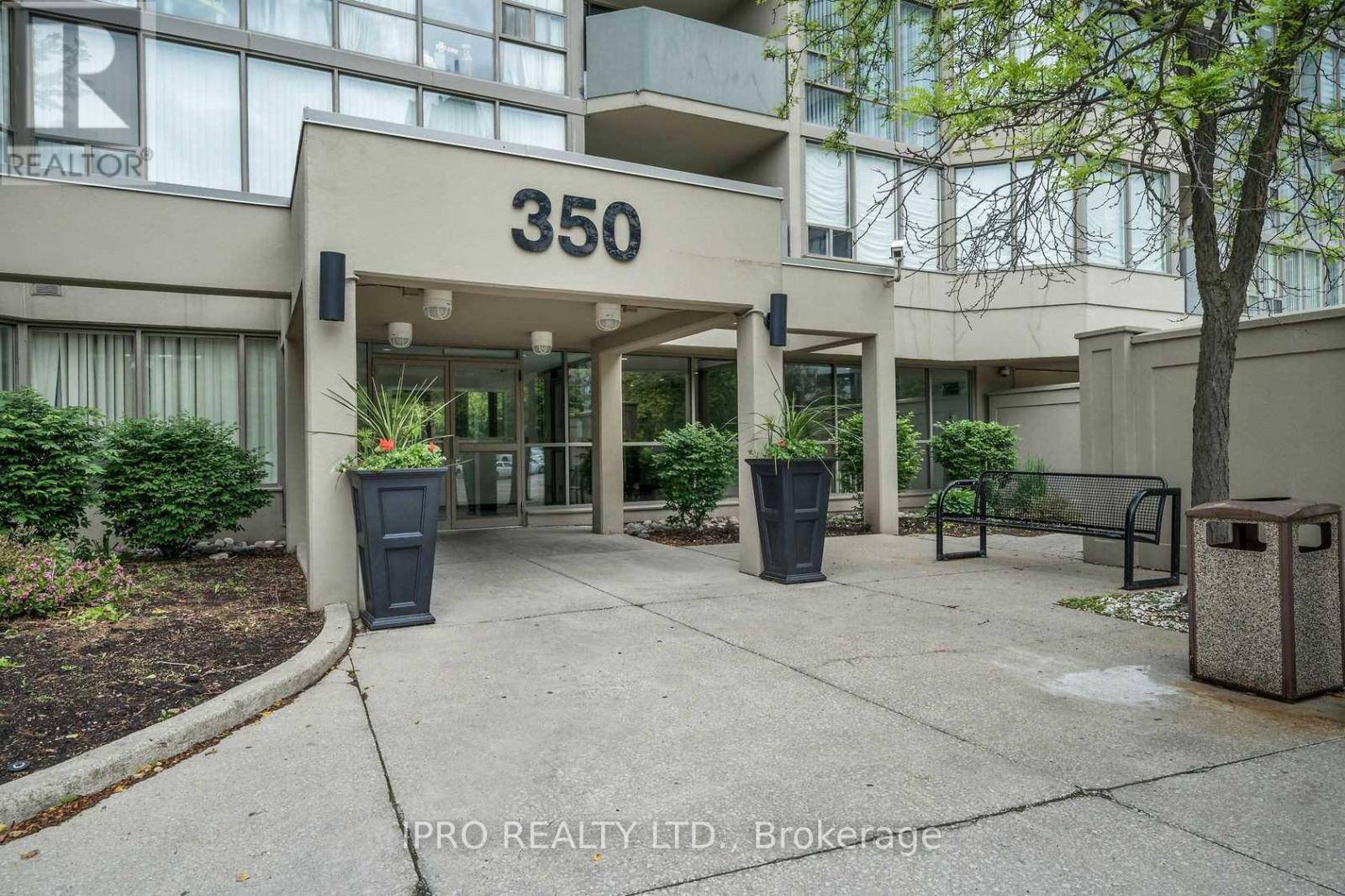 1407 - 350 Rathburn Road W, Mississauga, Ontario  L5B 3Y2 - Photo 2 - W11946678