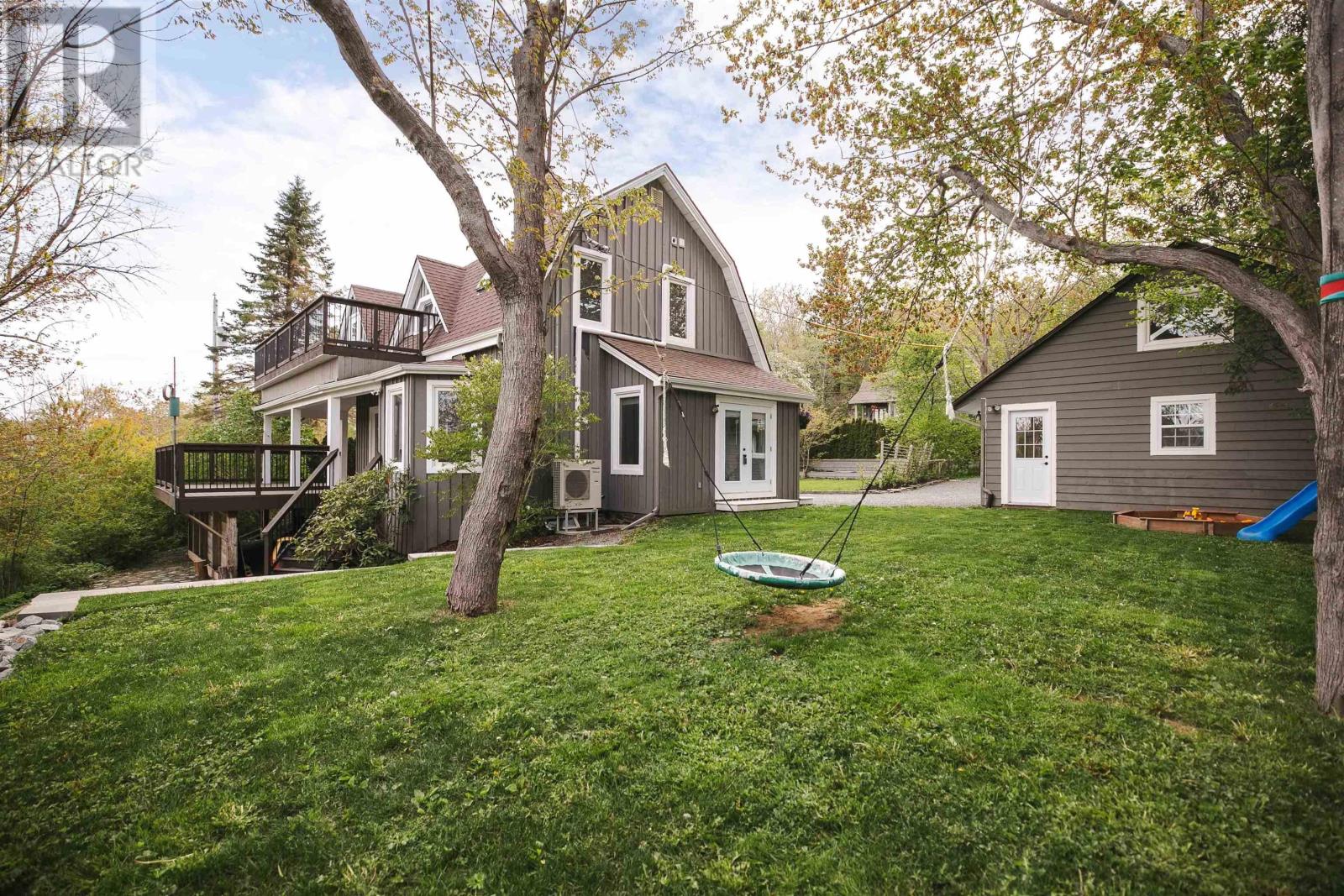 5 Pine Street, Bedford, Nova Scotia  B4A 2A8 - Photo 33 - 202501914