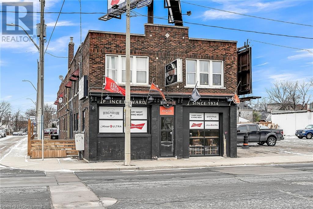 Property at 737 BARTON Street E image 1