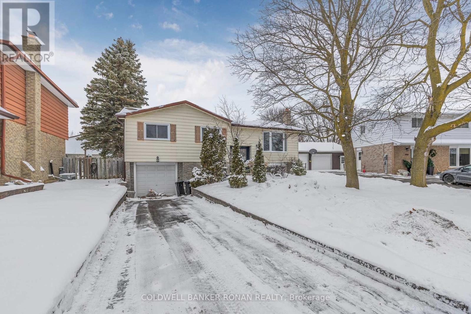 192 Mackenzie Street, New Tecumseth, Ontario  L9R 1B8 - Photo 4 - N11946755