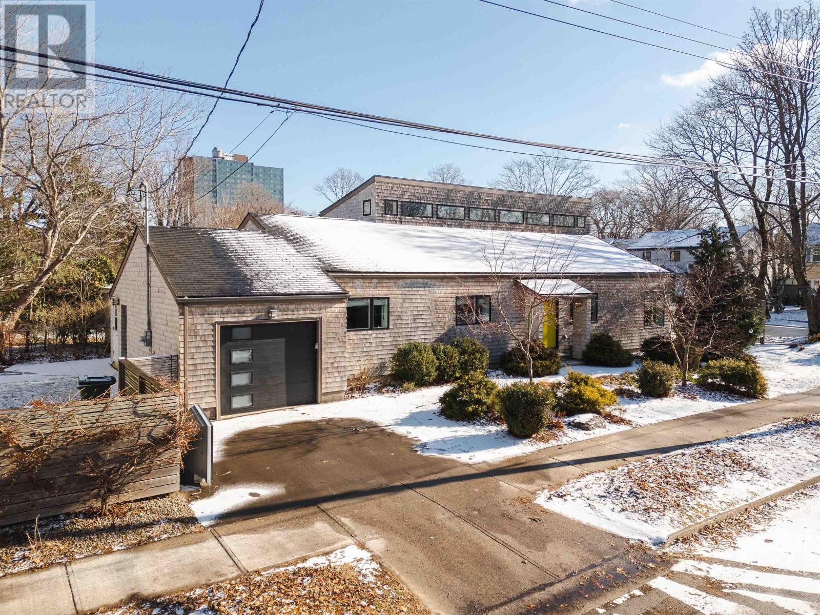 911 Greenwood Avenue, Halifax, Nova Scotia  B2H 3L1 - Photo 4 - 202501920