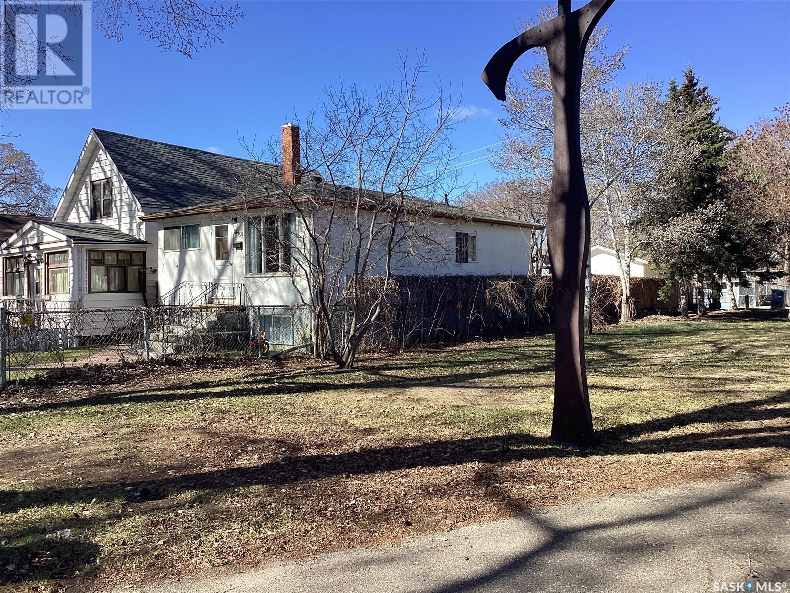 Property at 1840 Quebec STREET image 4