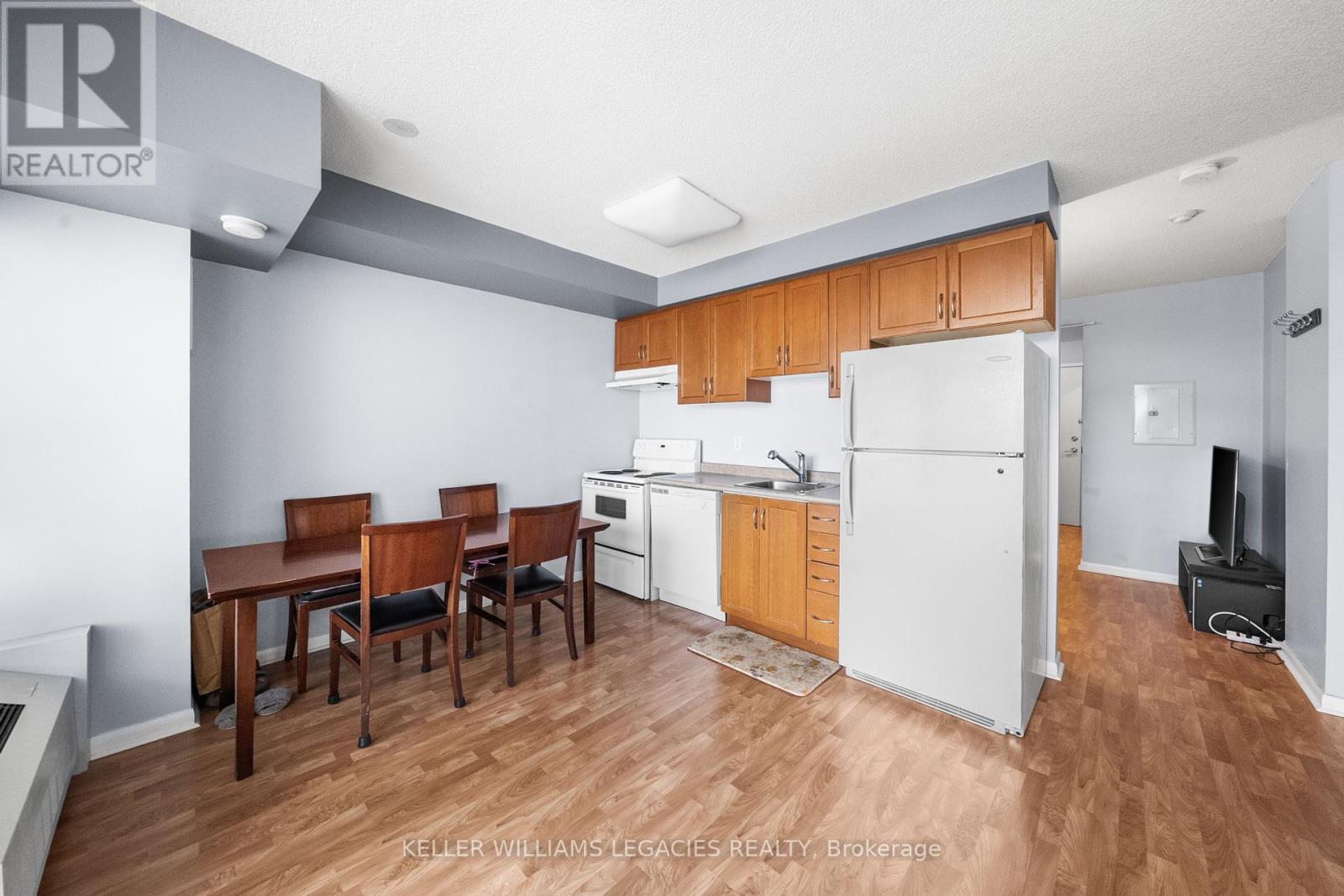 405 - 2464 Weston Road, Toronto, Ontario  M9N 0A2 - Photo 4 - W11946820