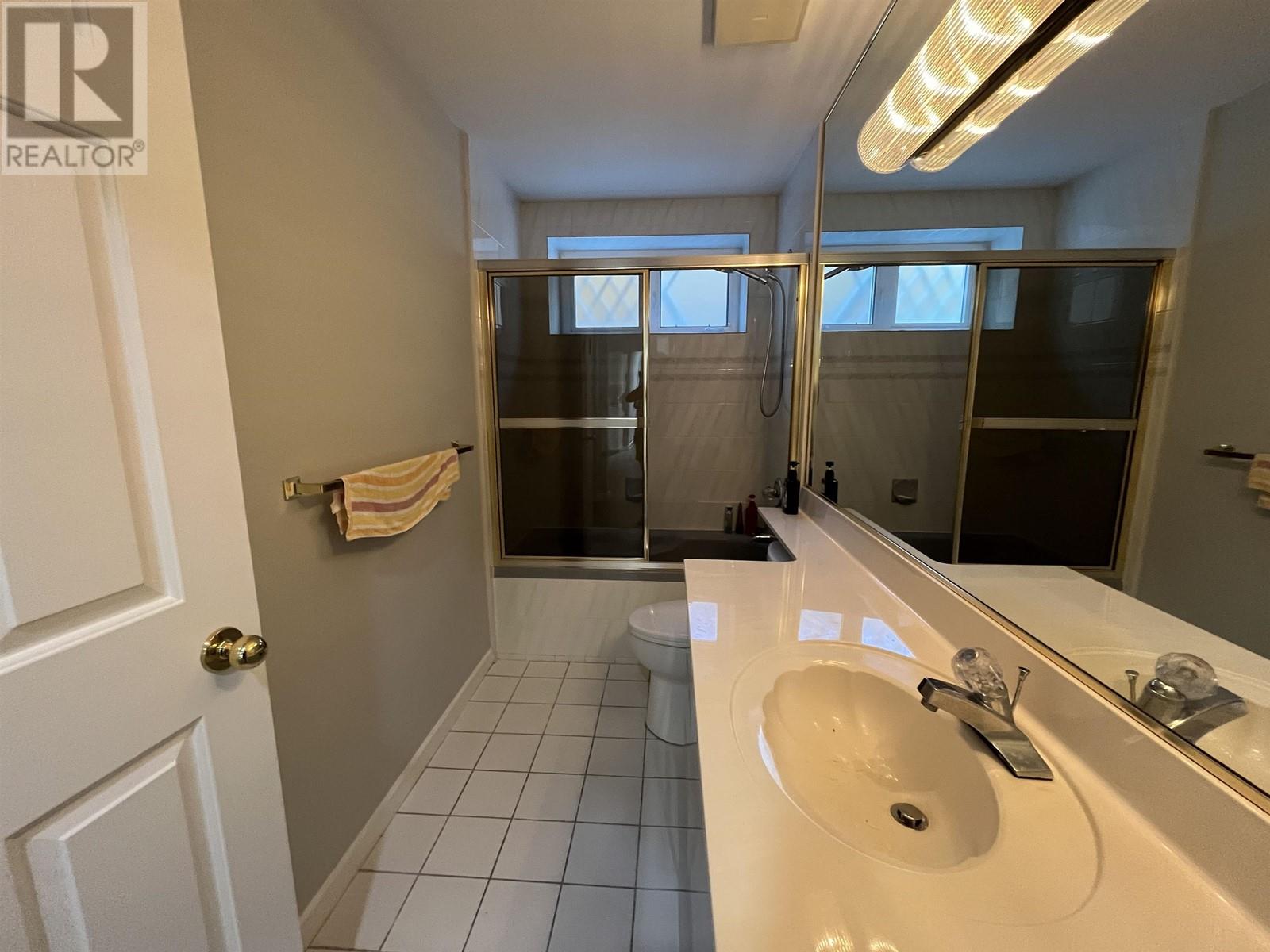 Basement 1xxx W 50 Avenue, Vancouver, British Columbia  V6P 1B4 - Photo 11 - R2961741