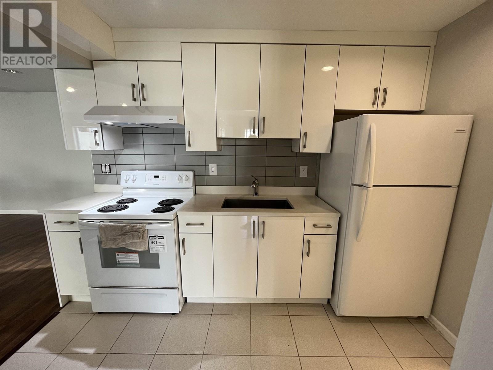 Basement 1xxx W 50 Avenue, Vancouver, British Columbia  V6P 1B4 - Photo 7 - R2961741