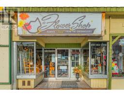192 KING STREET E, Gananoque, Ontario