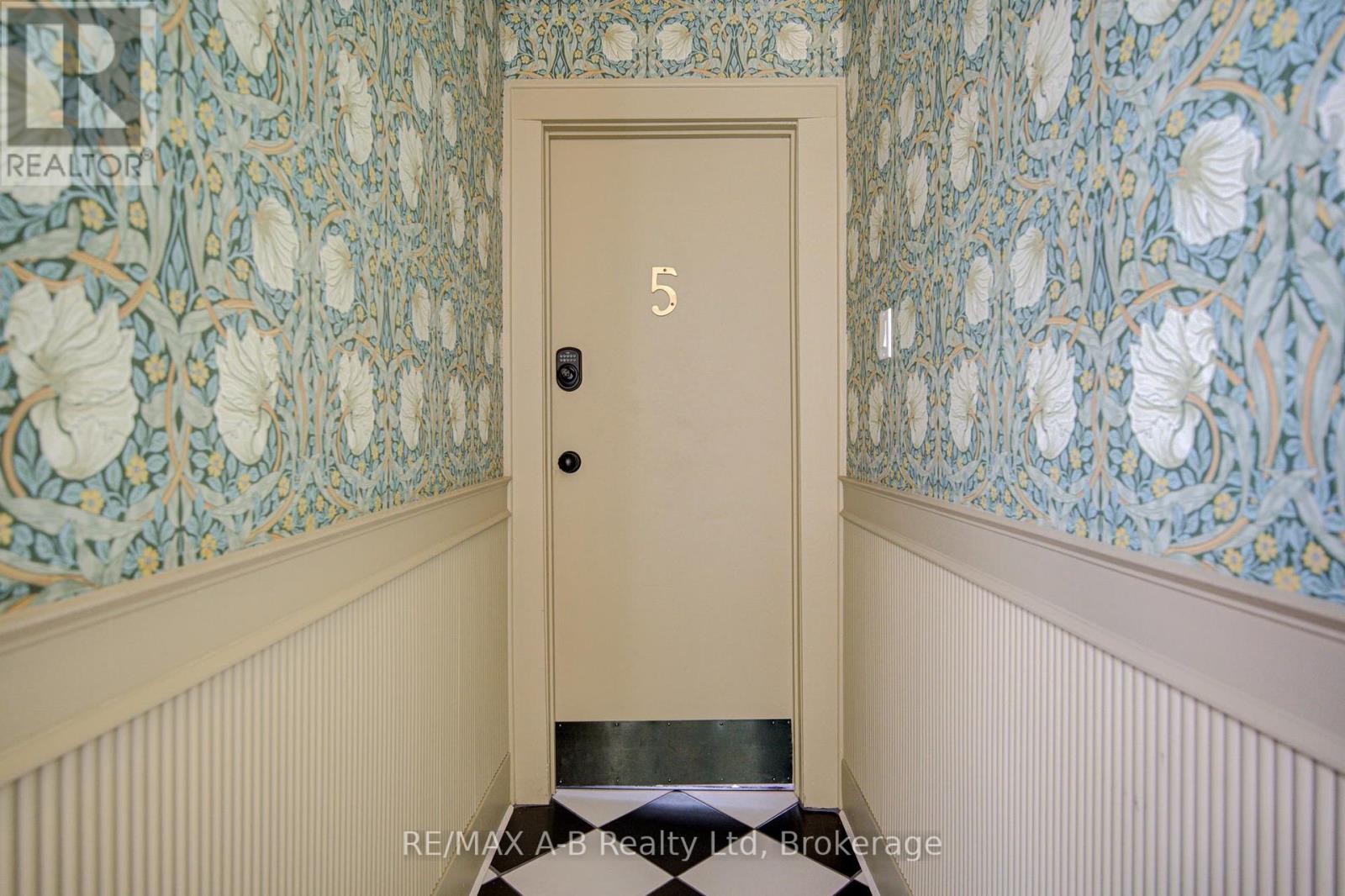 92 St Vincent Street N, Stratford, Ontario  N5A 6H4 - Photo 19 - X11947030