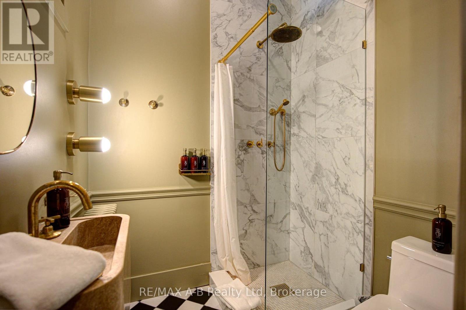 92 St Vincent Street N, Stratford, Ontario  N5A 6H4 - Photo 5 - X11947030