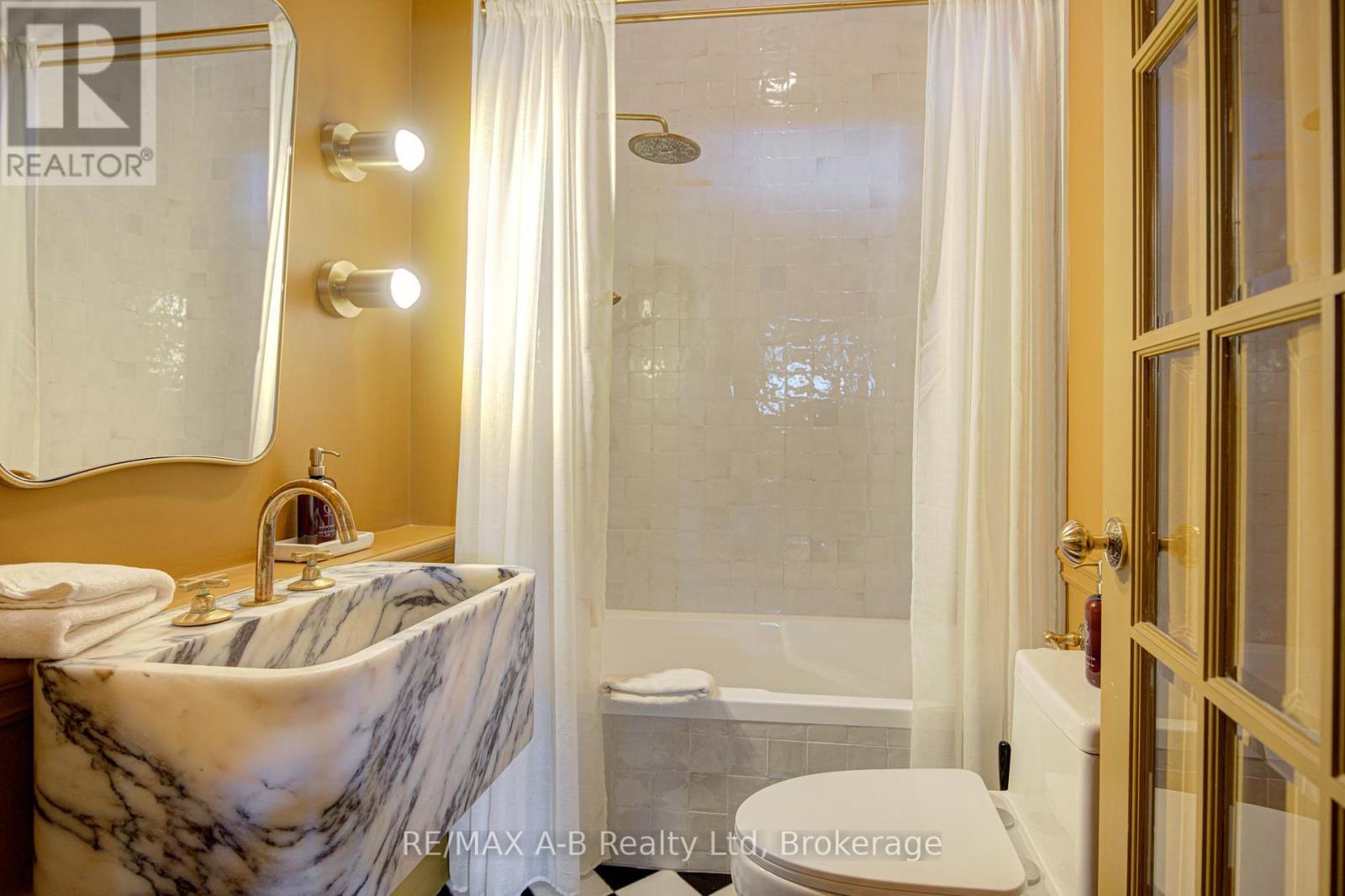 92 St Vincent Street N, Stratford, Ontario  N5A 6H4 - Photo 8 - X11947030
