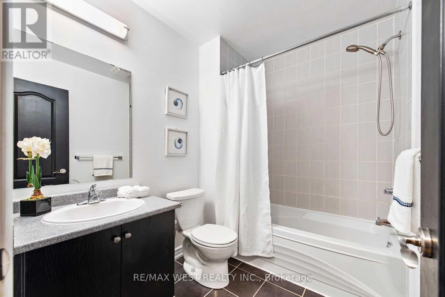 1463 Queen Street E, Toronto, Ontario  M4L 1E2 - Photo 18 - E11947078