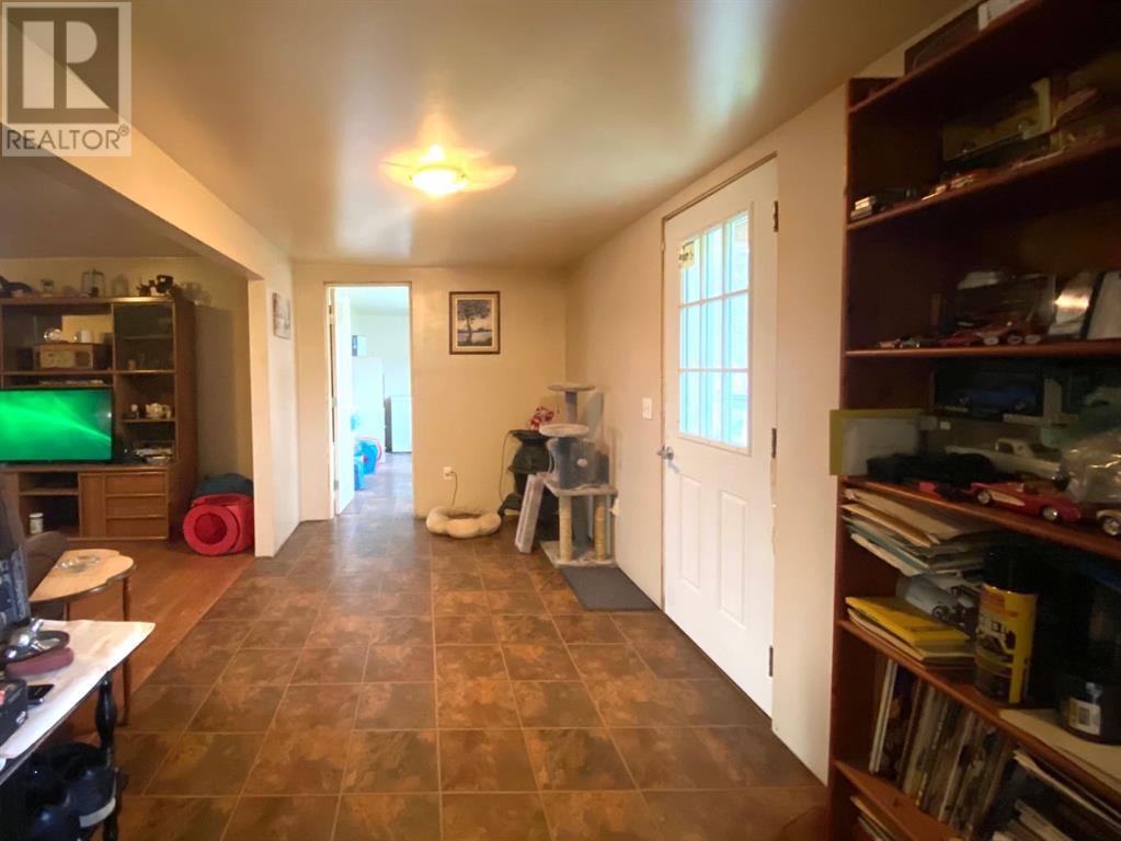 116 Alberta Ave, Bawlf, Alberta  T0B 0J0 - Photo 12 - A2086782